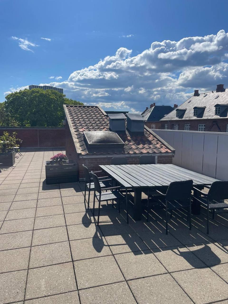 Christianshavn Finest With Huge Balcony Apartment *