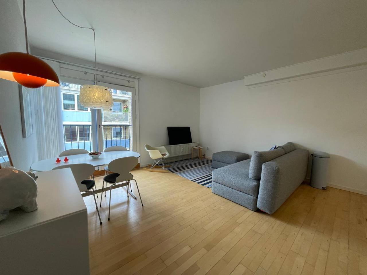 Christianshavn Finest With Huge Balcony * Copenhagen